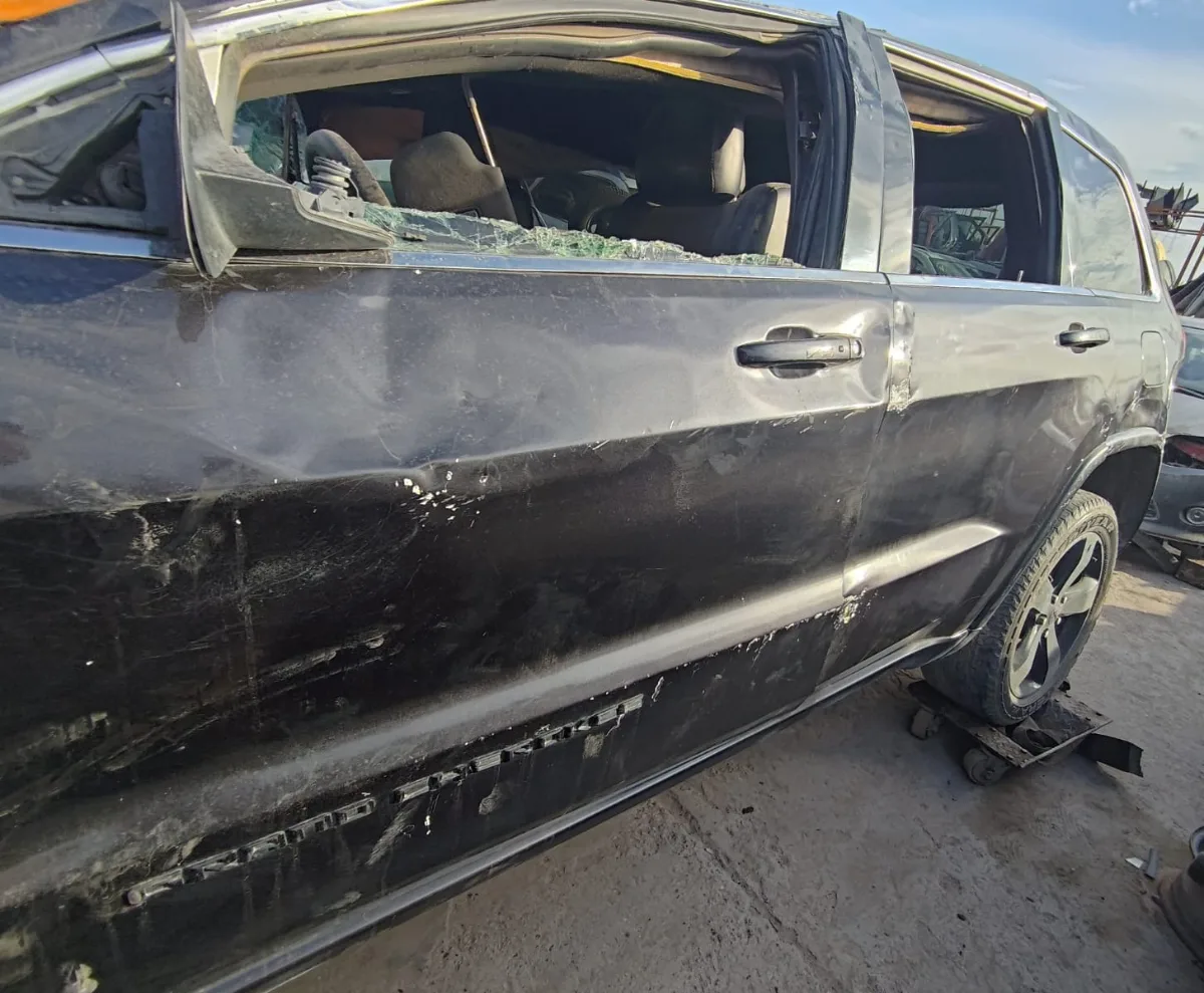 JEEP GRAND CHEROKEE 2015 — foto 3